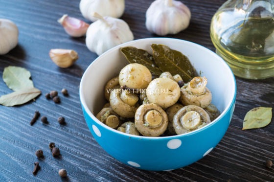 Маринованные грибочки печерицы